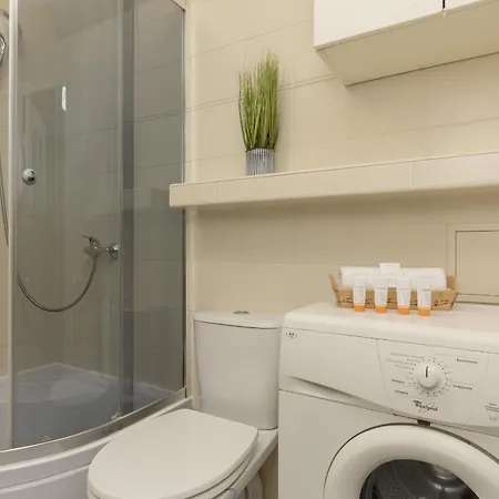 Rent Like Home - Comfortable Studio Sapiezynska Varšava Exteriér fotografie