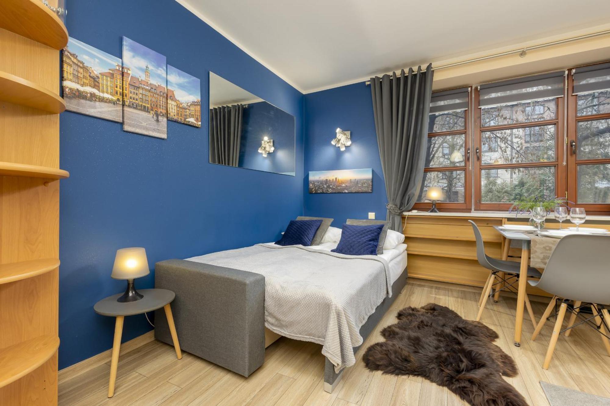Rent Like - Comfortable Sapiezynska Leilighet *